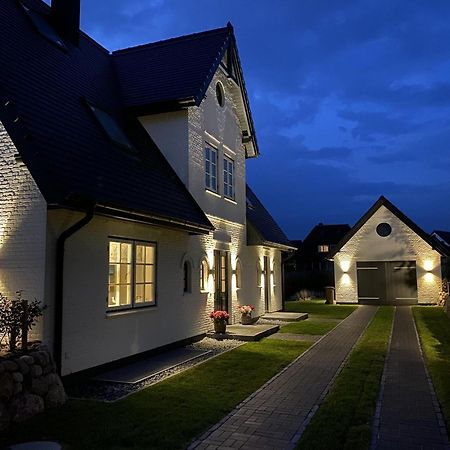 Neu! Ferienhaus Litj Horsa Hoog - Luxus, Lage, Leichtigkeit Mit Wellenrauschen In Wenningstedt Sylt Экстерьер фото