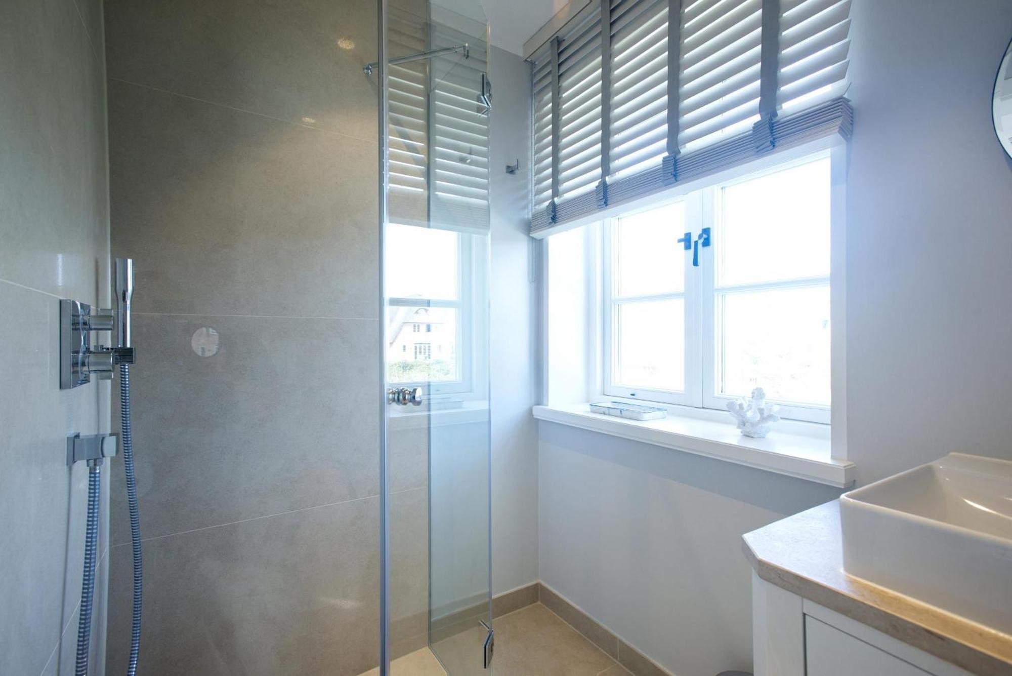 Neu! Ferienhaus Litj Horsa Hoog - Luxus, Lage, Leichtigkeit Mit Wellenrauschen In Wenningstedt Sylt Экстерьер фото